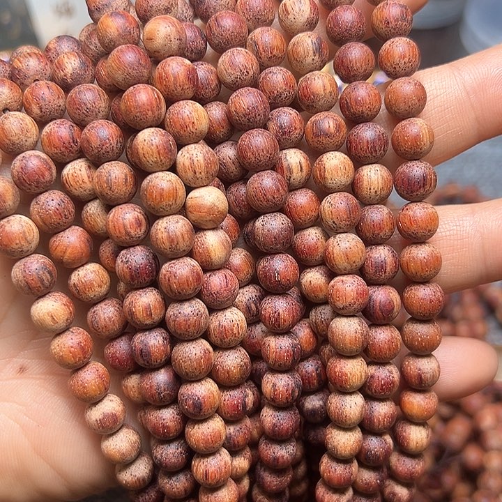 藤类降真香0.8/108圆柱白油精品一档带黄金甲