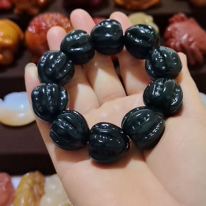 和田玉未镶嵌珠宝奇石