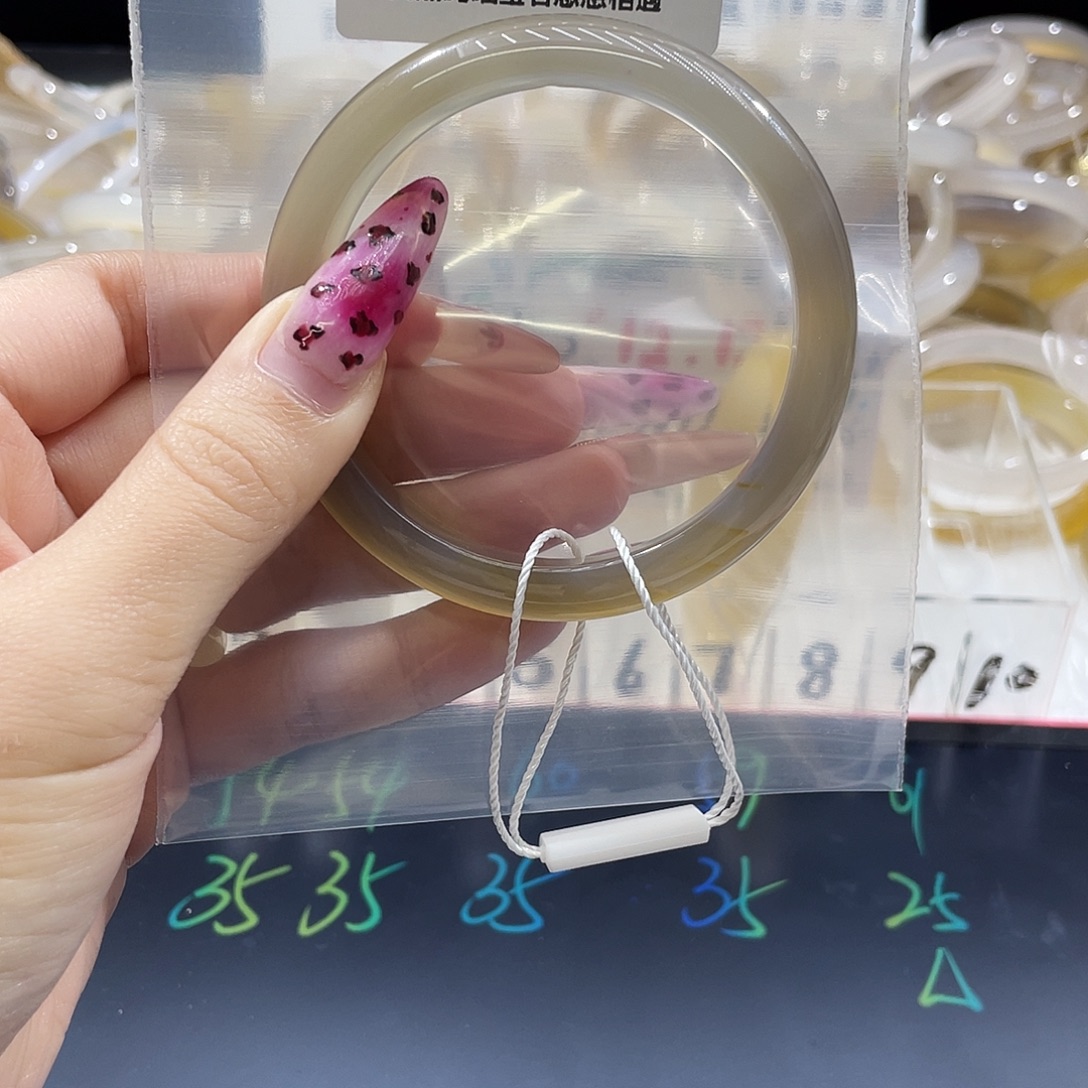 饼****玛瑙/玉髓未镶嵌手镯