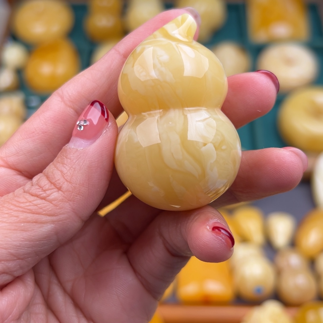 琥珀颈饰未镶嵌纯天然琥珀蜜蜡无优化