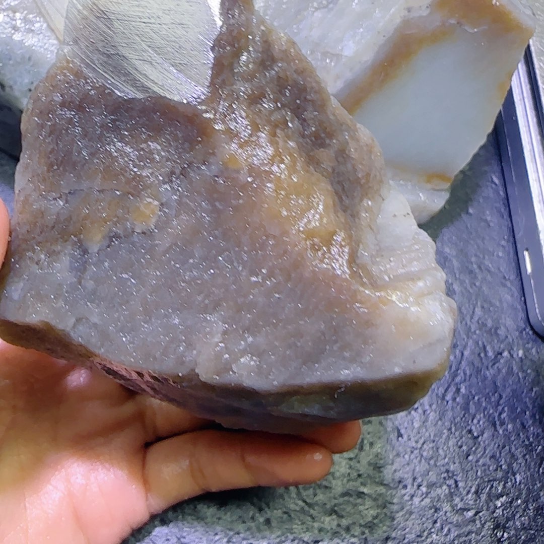 和田玉未镶嵌珠宝半成品