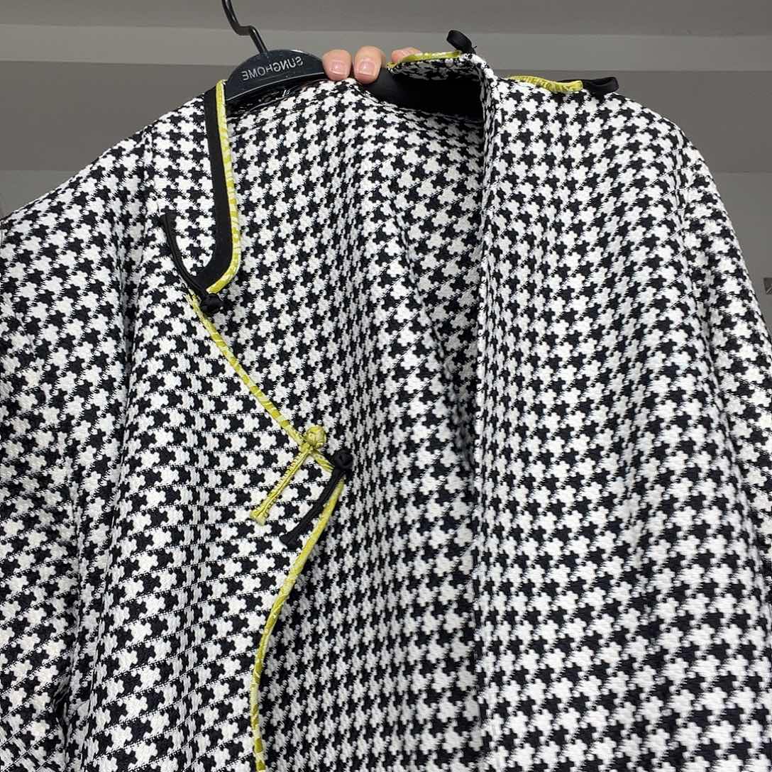 女款半身裙黑银山水面料定制240