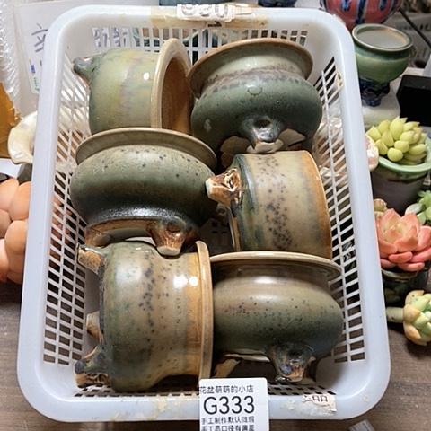 紫砂花盆333微瑕品口径7到8左右有粘板