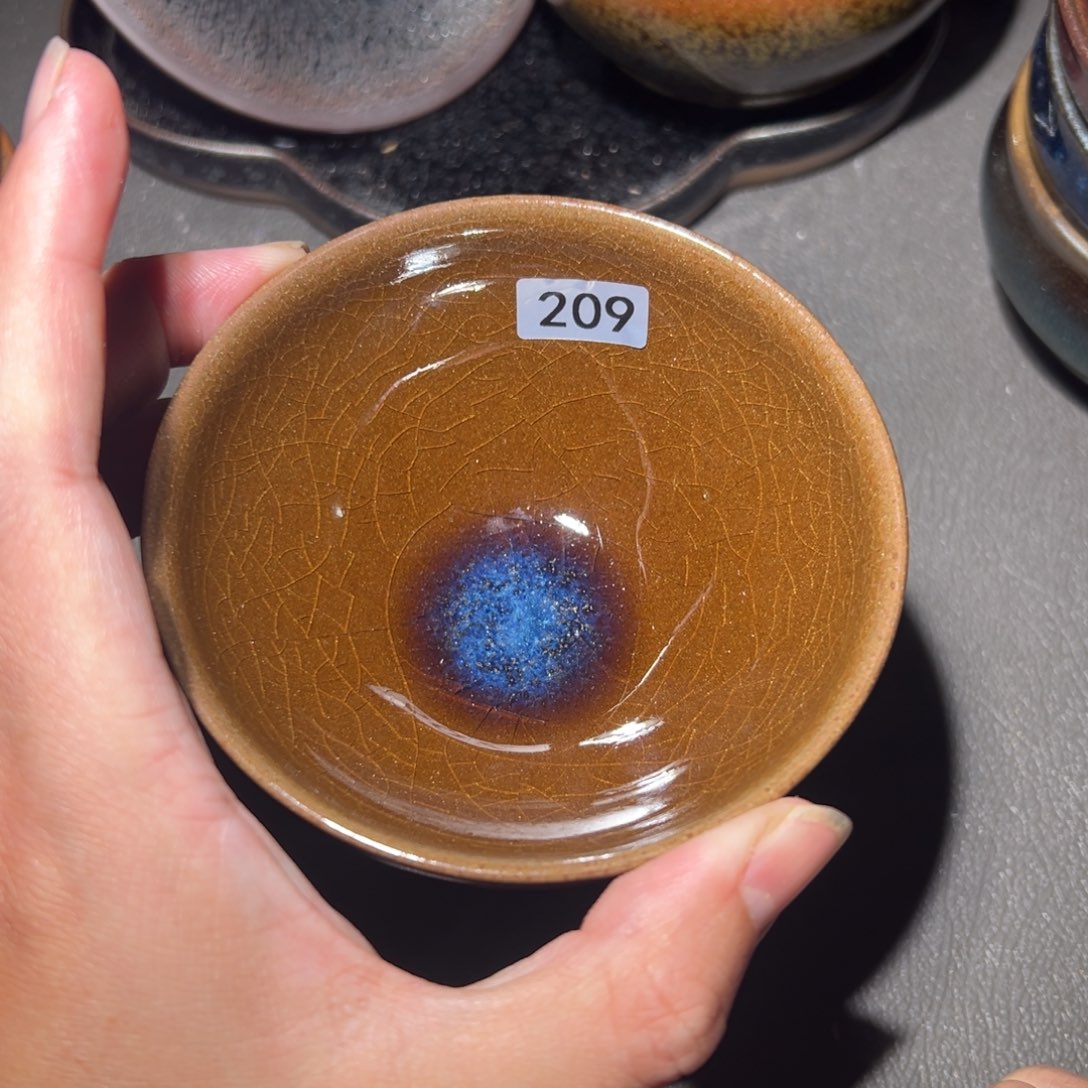 茶盏我想去买东西的路上我