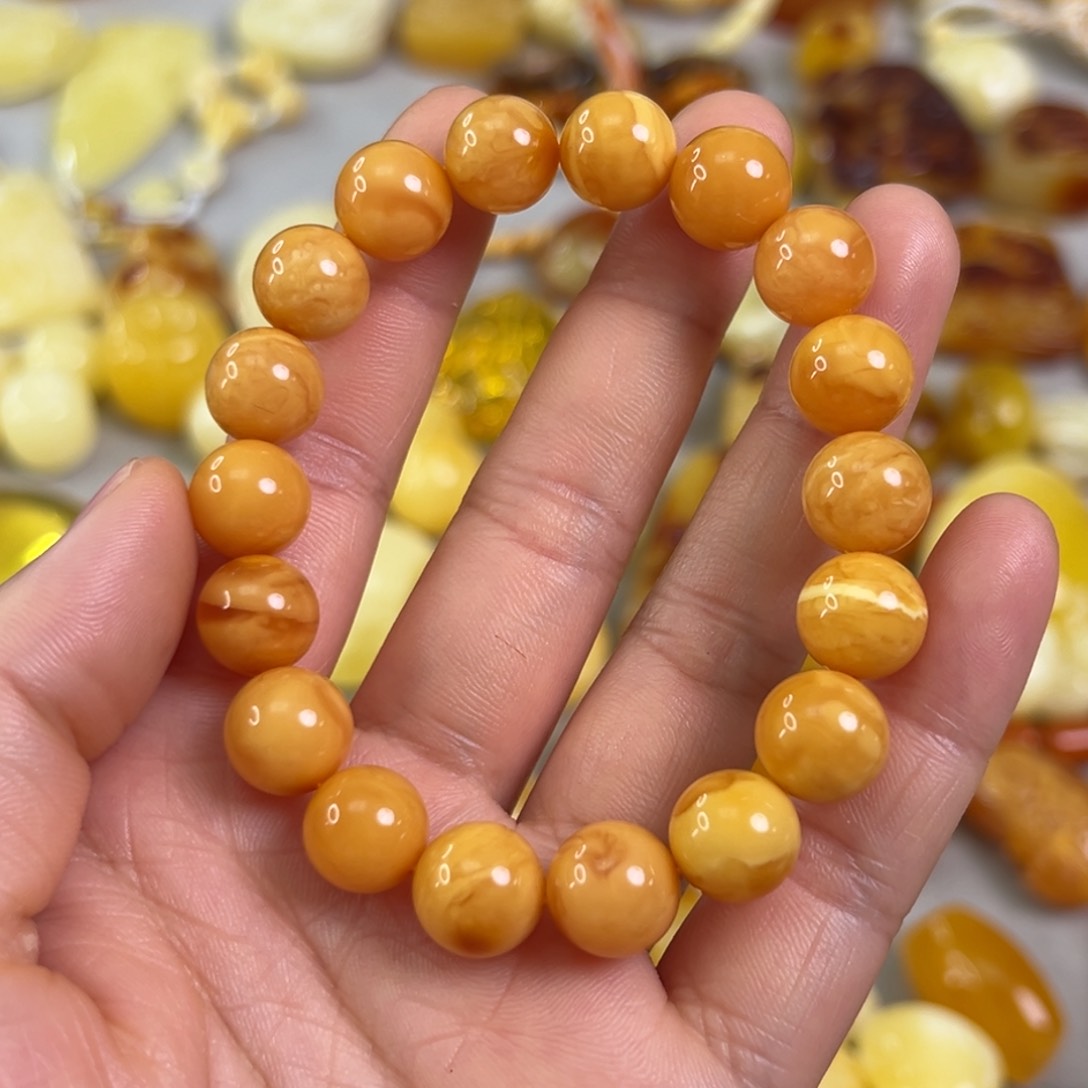 蜜蜡裸石未镶嵌蜜蜡