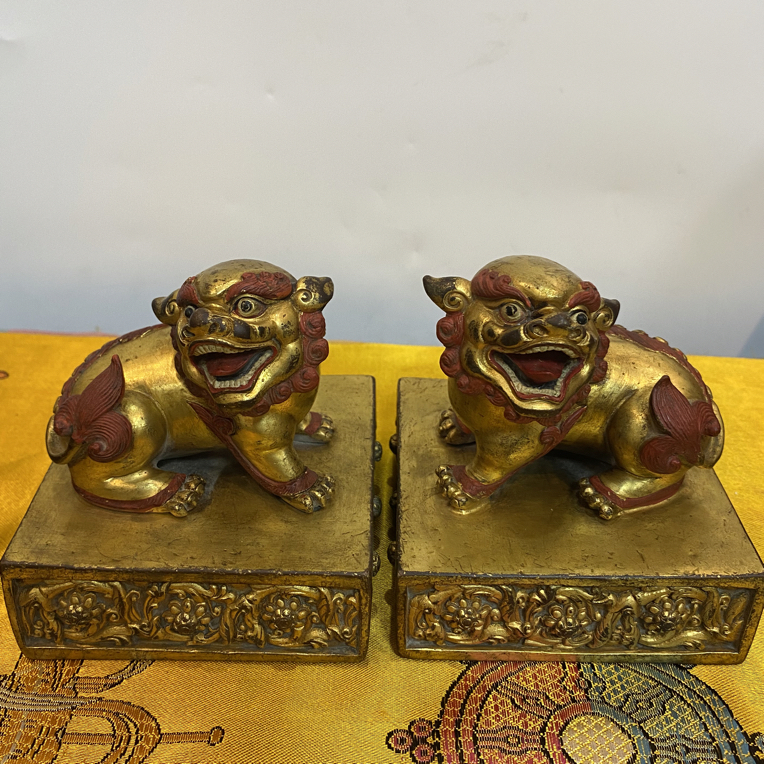 精品铜鎏金瑞兽印章一对