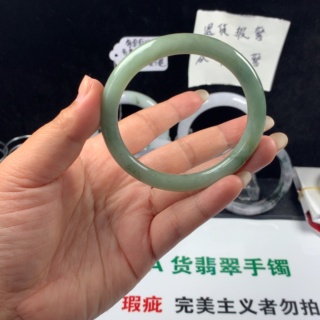 翡翠未镶嵌手镯19