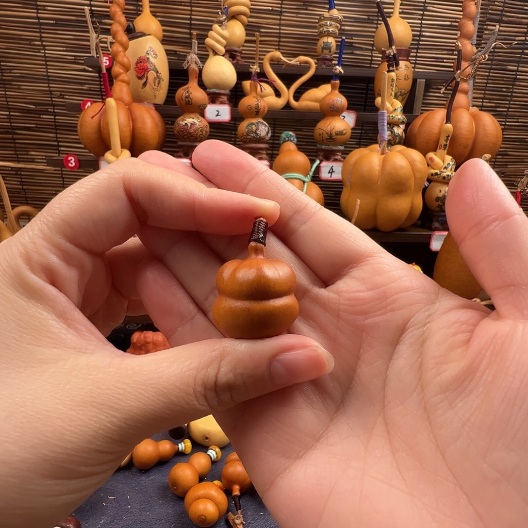 l***l哈哈哈哈哈哈哈哈哈哈