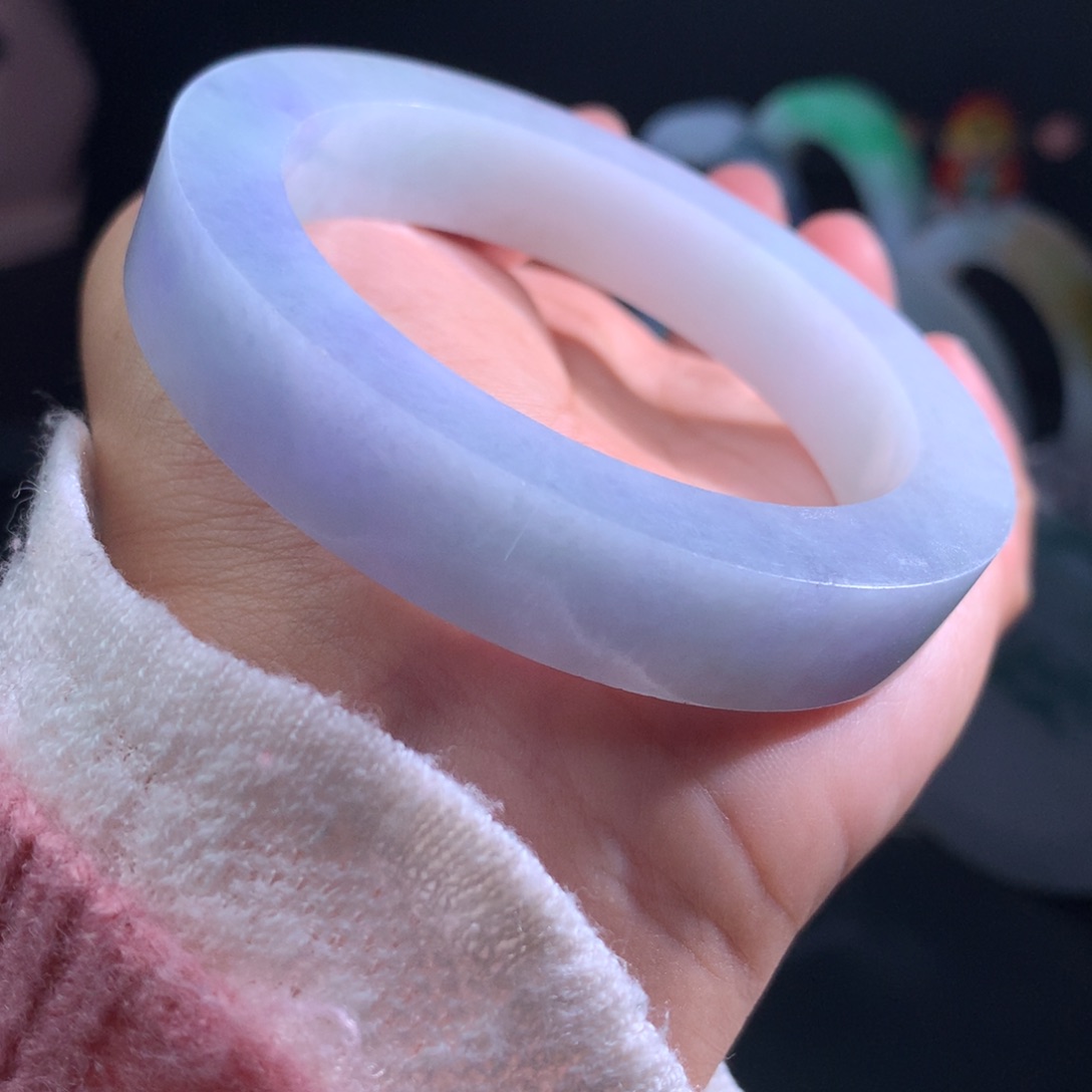 定制翡翠燕子强推5未镶嵌