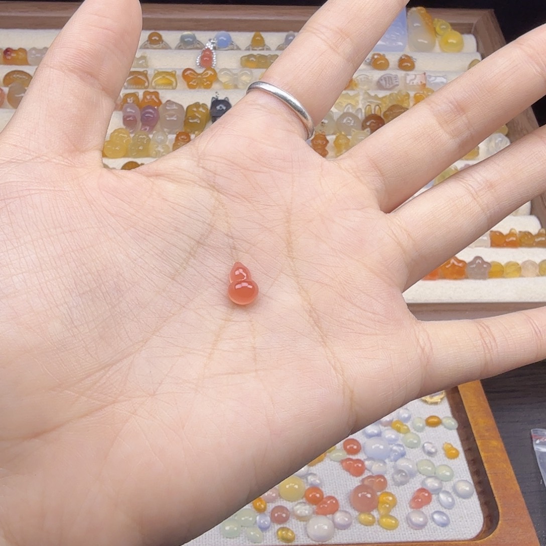 玛瑙/玉髓合金颈饰