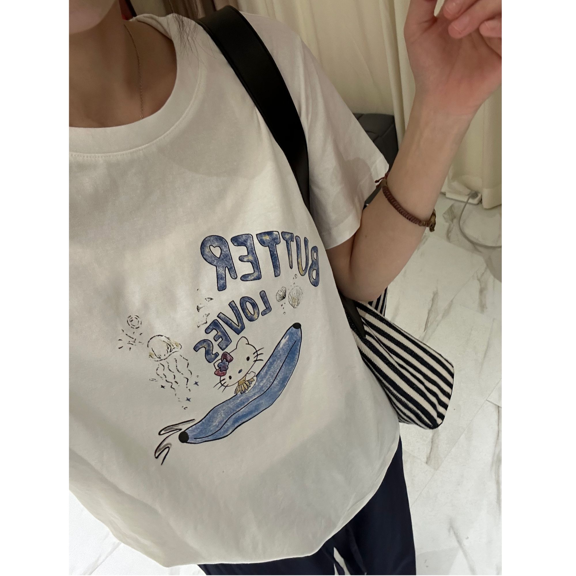 年夏季新款猫咪印花洋气百搭正肩圆领雪花棉恤