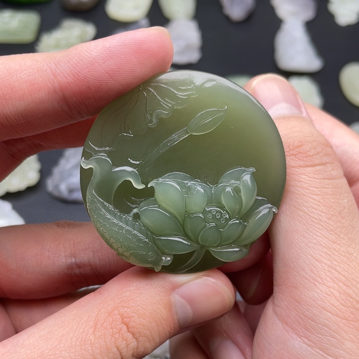 【闪购商品】颈饰未镶嵌和田玉刘*艾