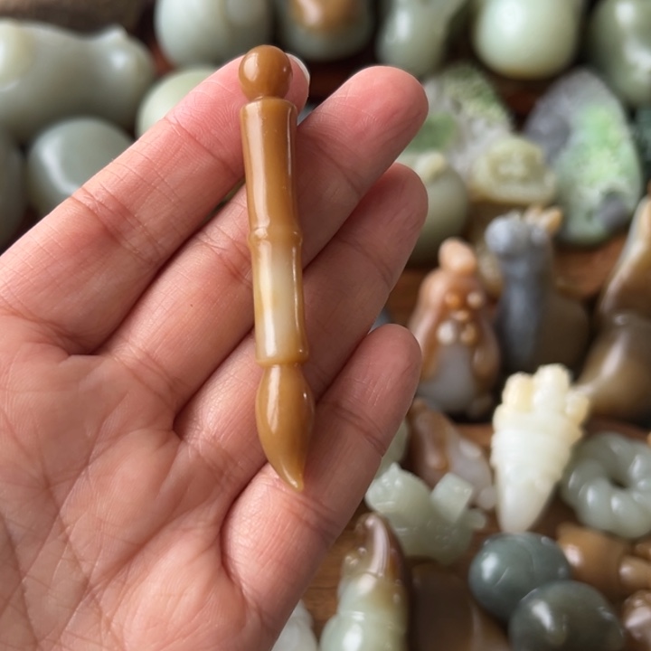 未镶嵌和田玉（糖玉）珠宝奇石