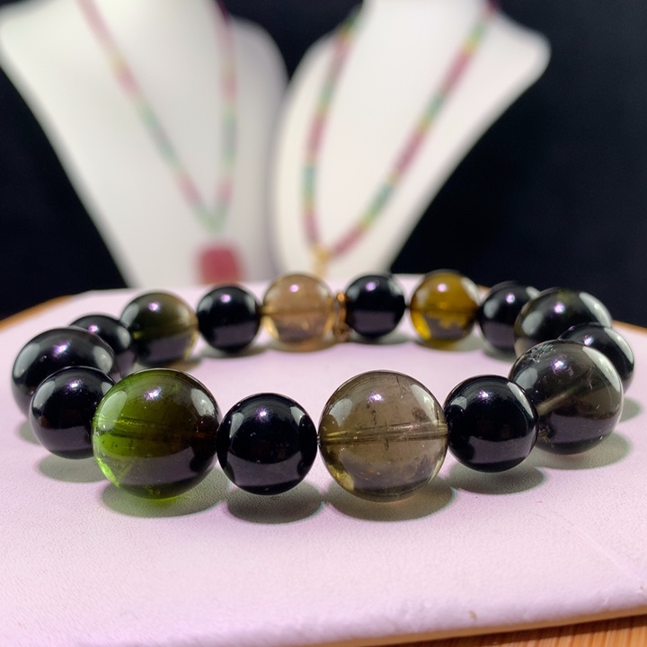 双色碧玺手链未镶嵌