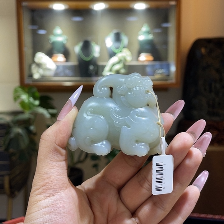 和田玉（青白玉）未镶嵌挂件和田玉貔貅