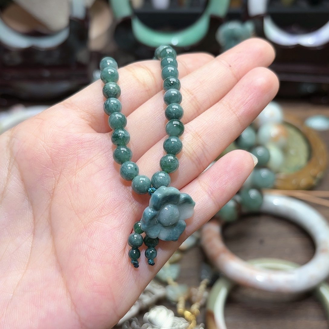 翡翠颈饰未镶嵌南齐牛仔蓝翡翠项链