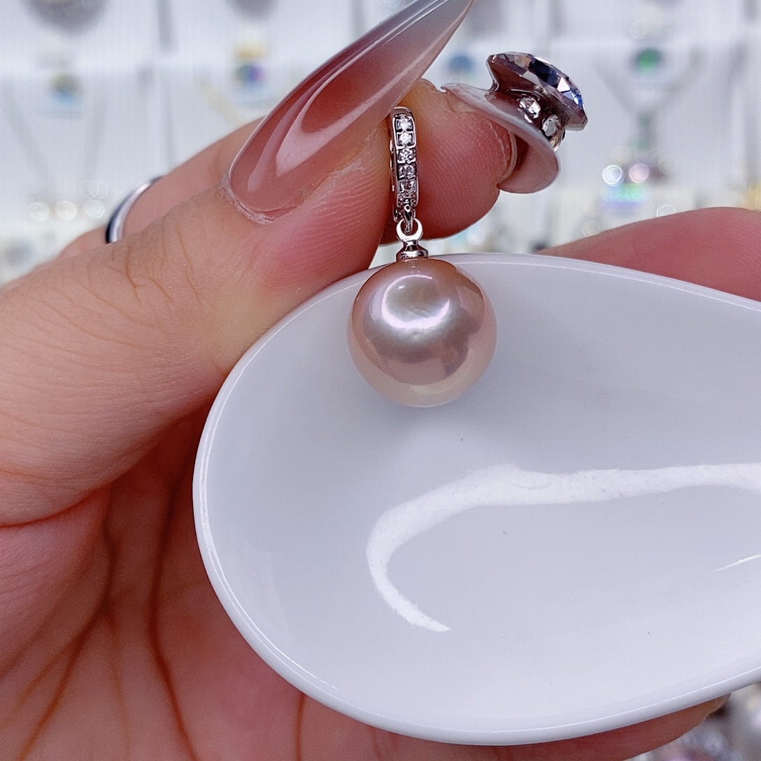 淡水珍珠未镶嵌吊坠(赠链)