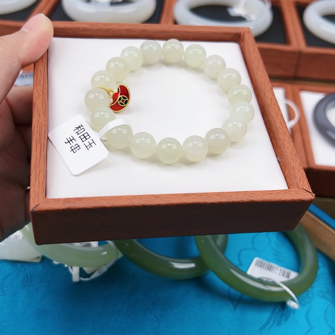 和田玉手链未镶嵌