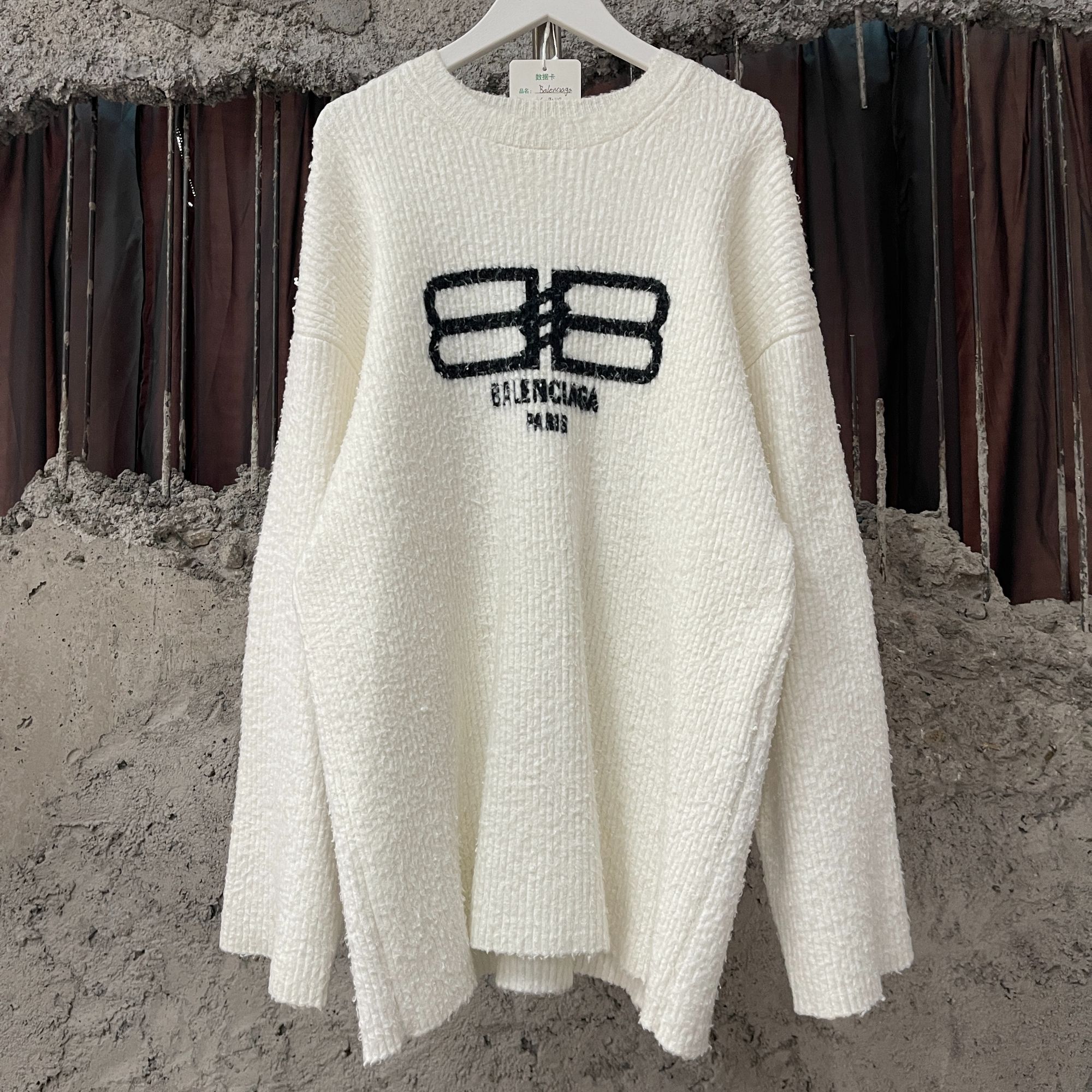 99新 Balenciaga/巴黎世家 锁扣毛衣/xs码 时尚休闲百搭 GJ9200