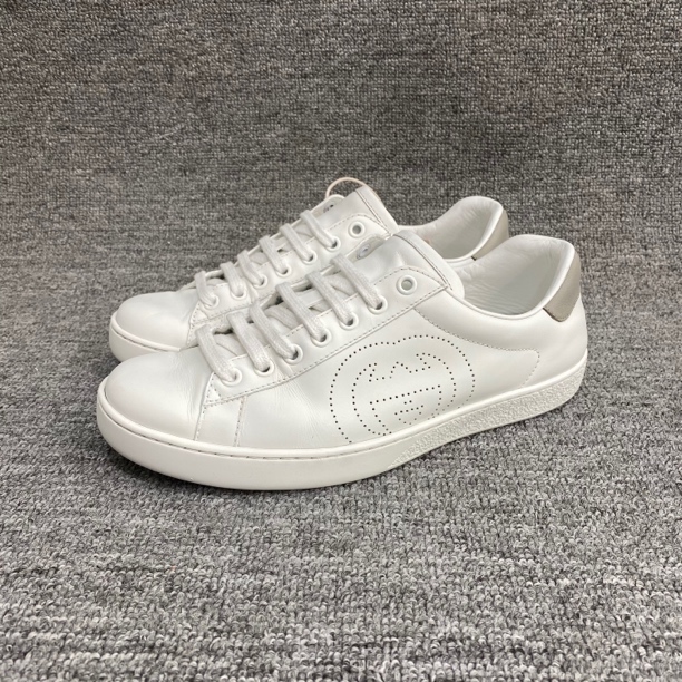 95新 GUCCI/古驰 38.5码 古驰Gucci双G灰白板鞋 休闲鞋 25