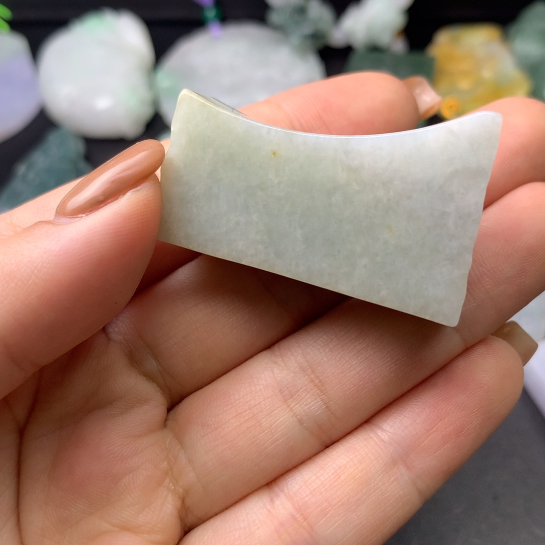 翡翠未镶嵌颈饰翡翠未镶嵌吊坠项链