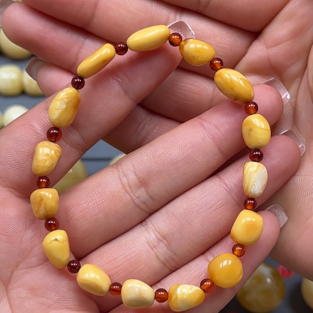 琥珀珠宝奇石未镶嵌花蜡随形手串尺寸8mm左右（微瑕）