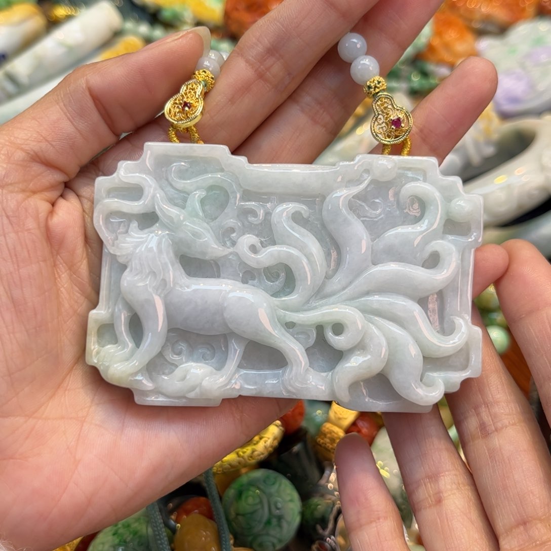 翡翠颈饰未镶嵌待编款