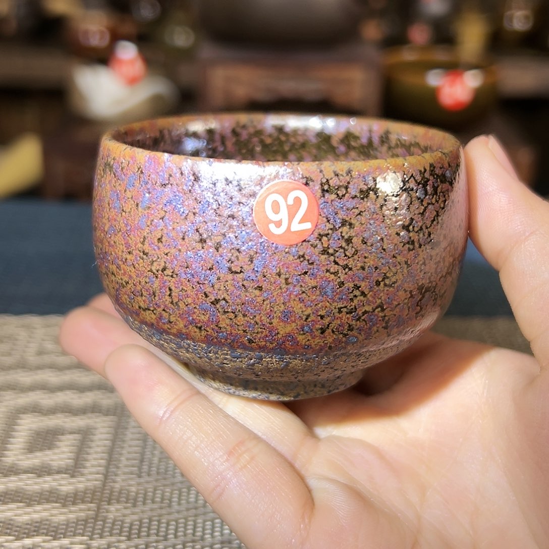 纯手工制作的紫金色