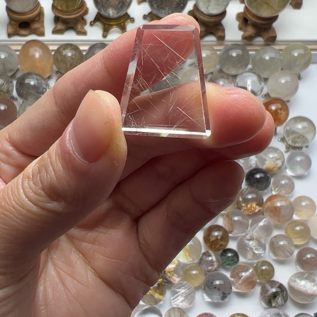 珠宝半成品未镶嵌水晶