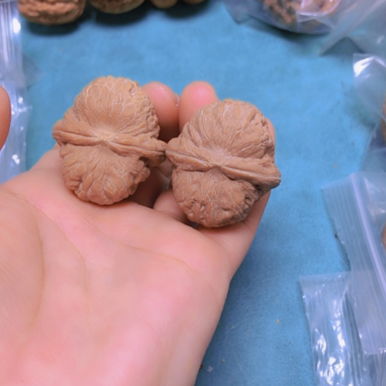 【闪购商品】把件核桃35元宝出油有黄