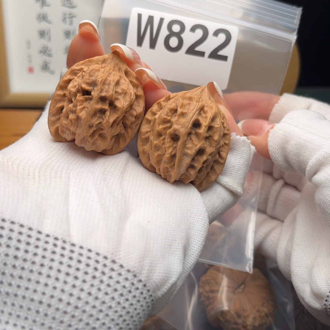 文玩核桃把件34大龙w 822