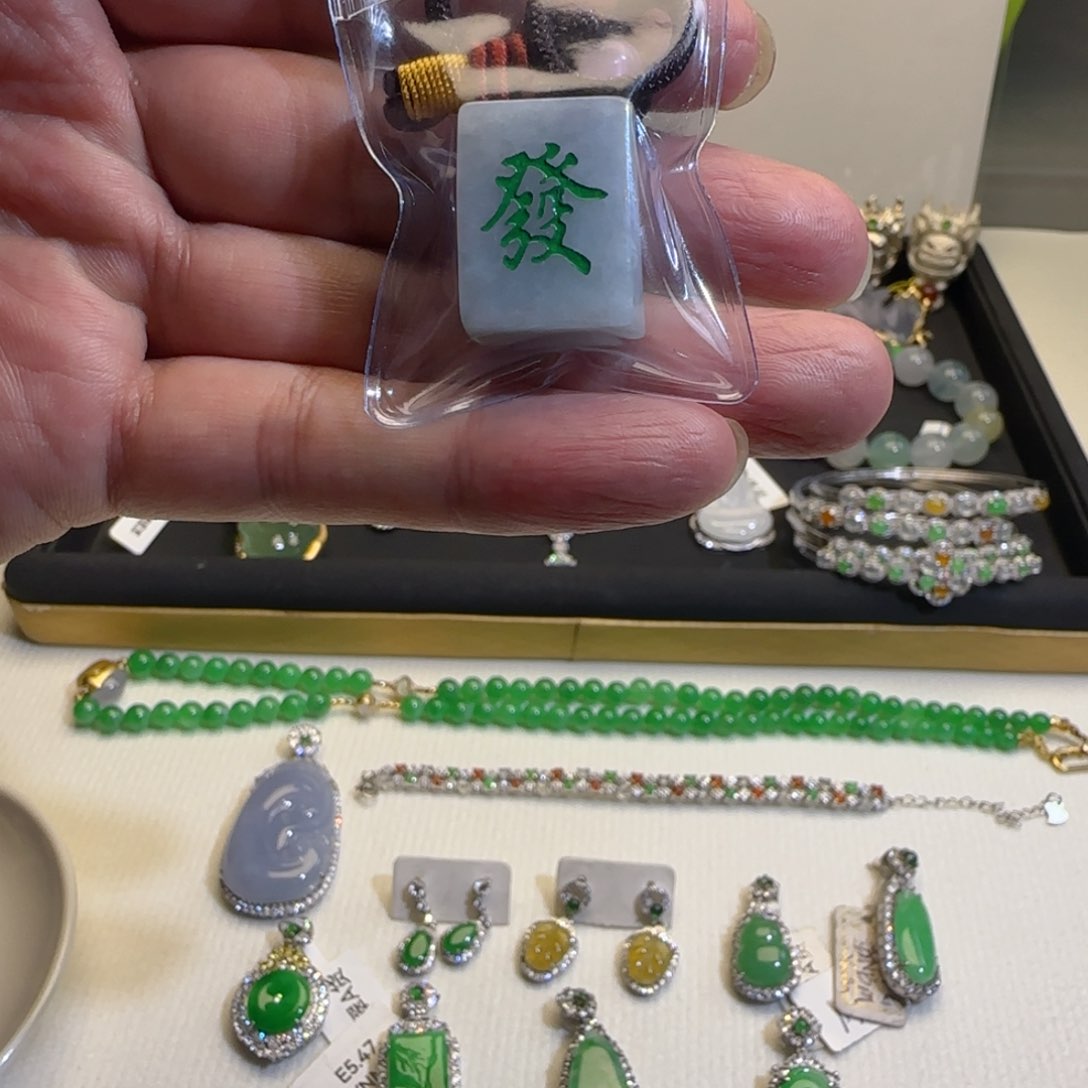 未镶嵌挂件翡翠天然翡翠