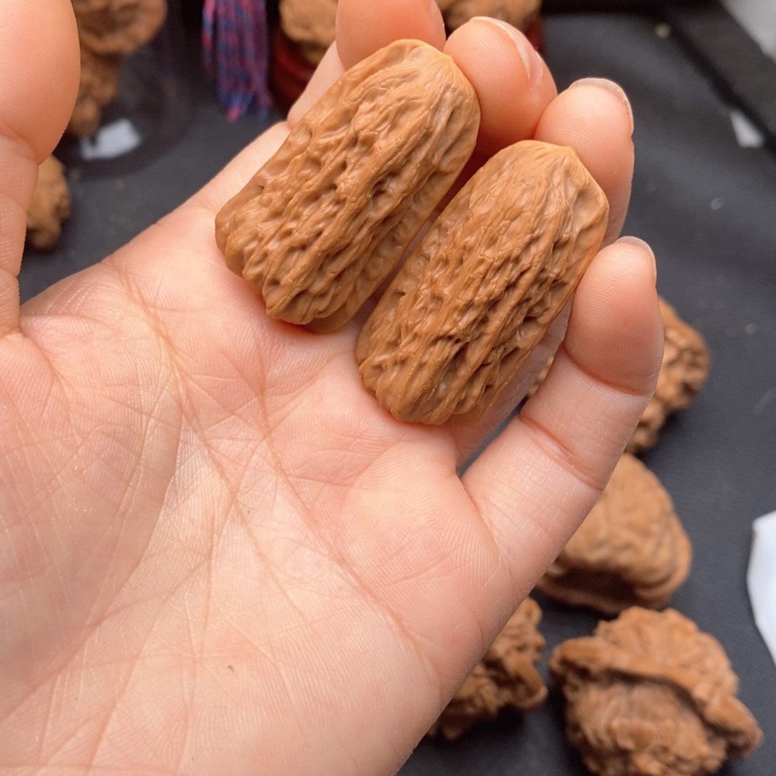 文玩核桃把件金条一对