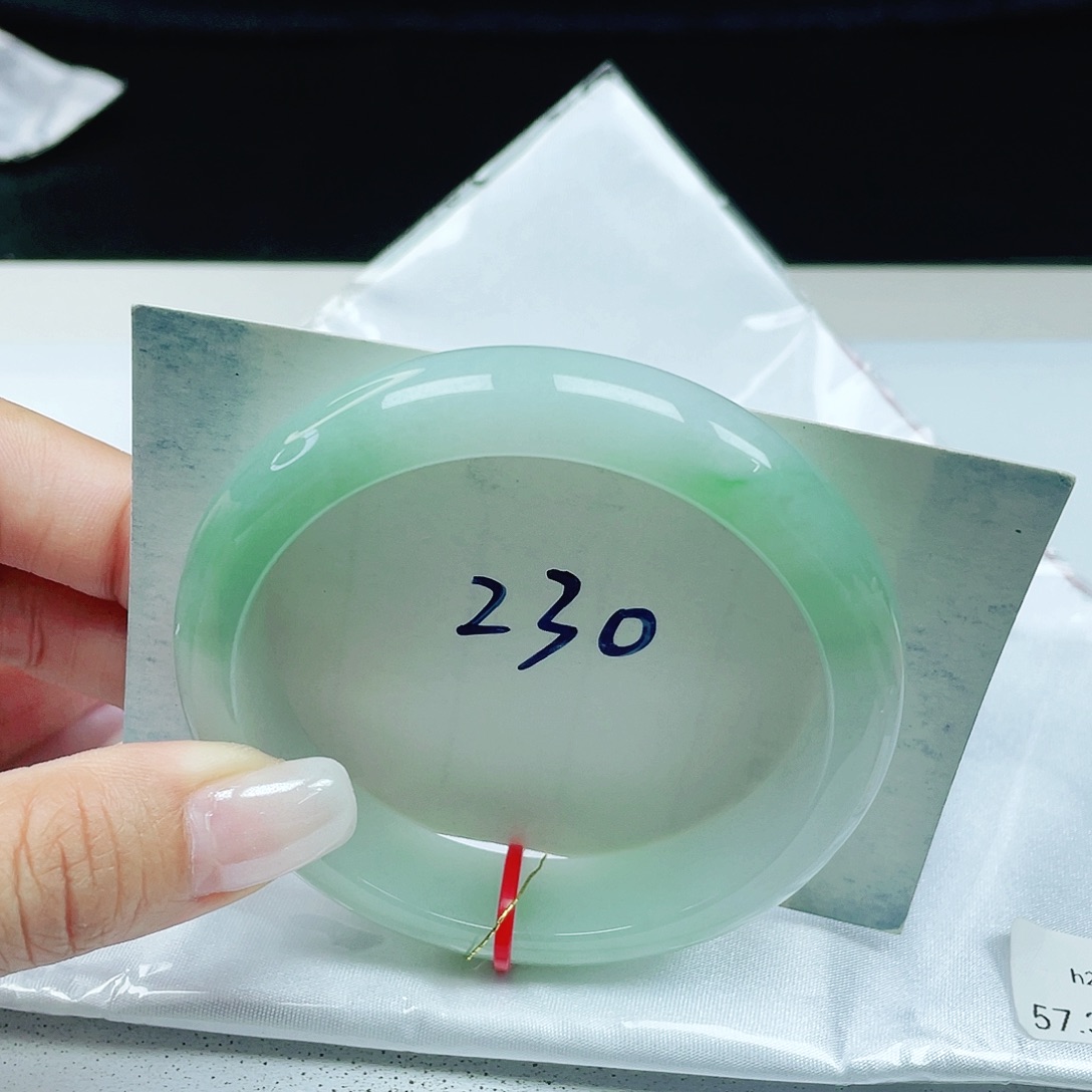 翡翠未镶嵌手镯 正圈57+