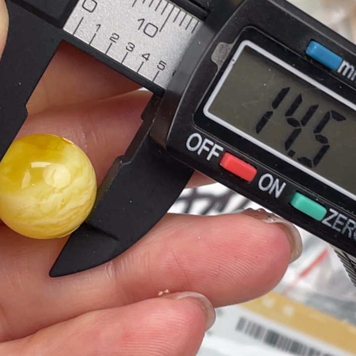 琥珀裸石未镶嵌蜜蜡917