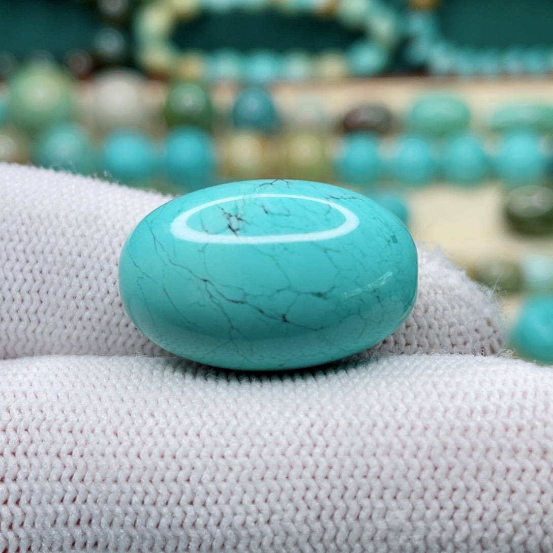 绿松石未镶嵌颈饰