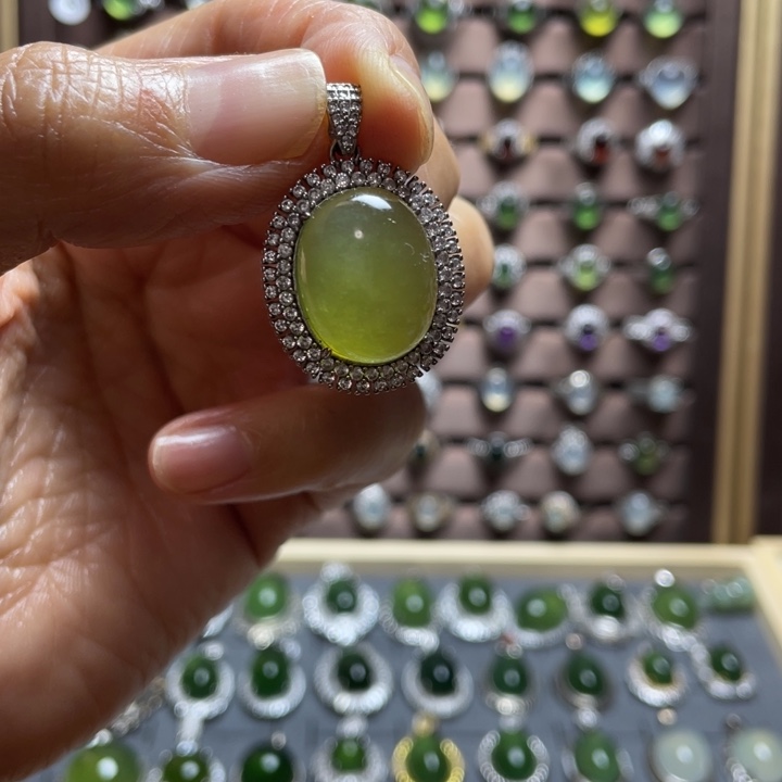 蛇纹石玉银S925镶嵌戒指