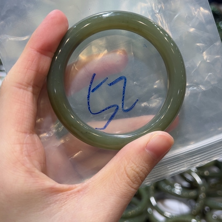 和田玉（糖玉）手镯未镶嵌