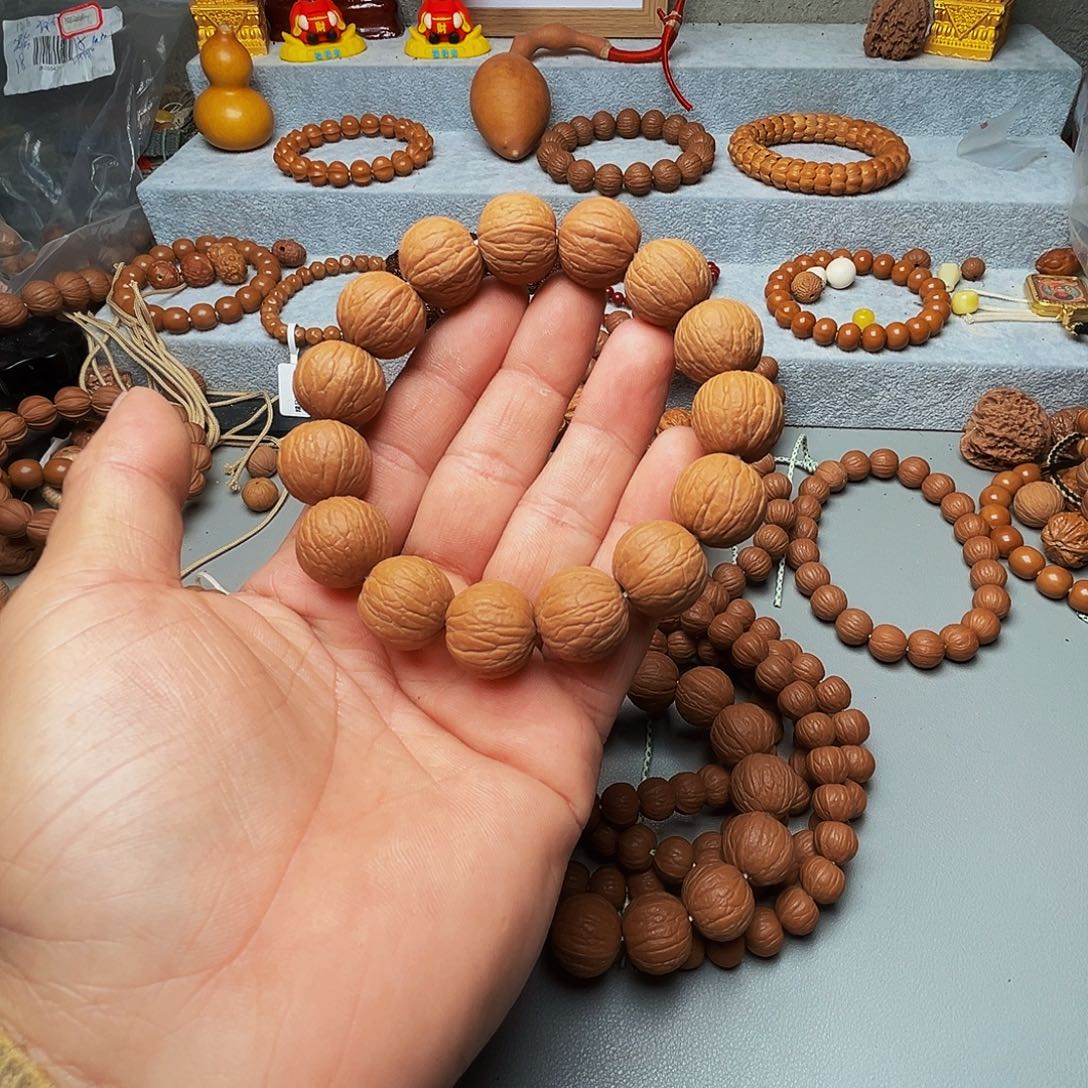手串猴头核桃聚宝盆