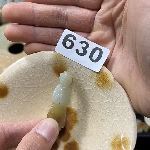 回***品瓷片瓷器制作等行业为主体开展行业