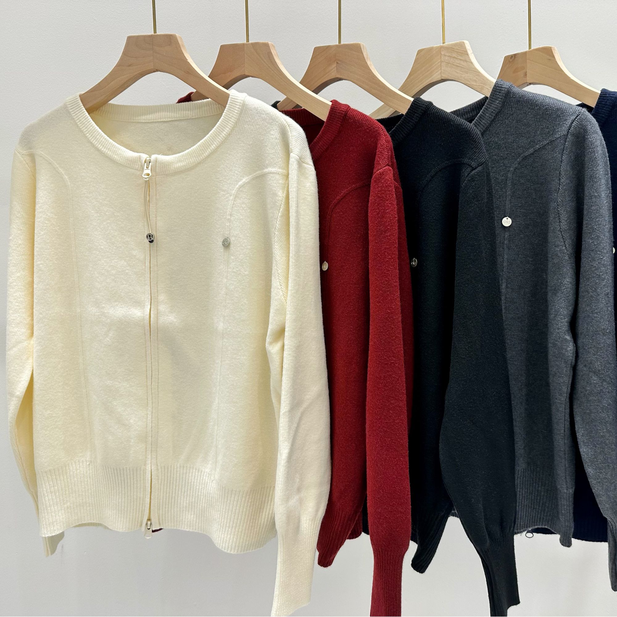 针织毛针织衫全女士针织开衫网红休闲针织衫秋装外套圆领针织气质