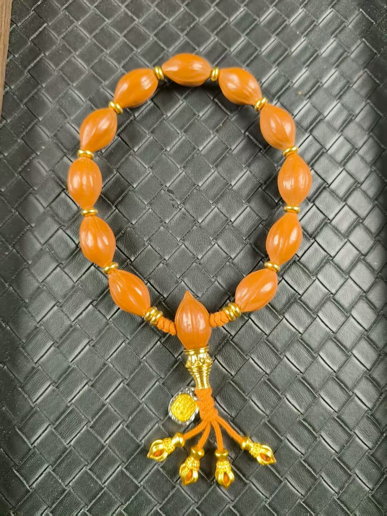 原生小尺寸金瓜子橄榄核素核精致文玩饰品