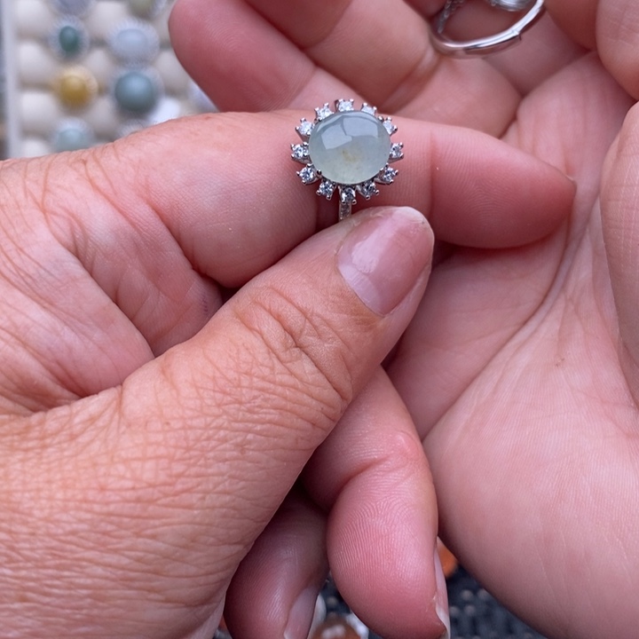 未镶嵌戒指翡翠?*?缅甸