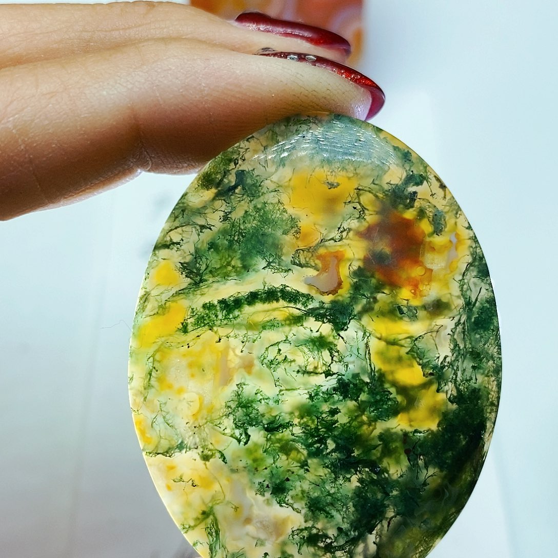 玛瑙/玉髓颈饰未镶嵌厚***仁