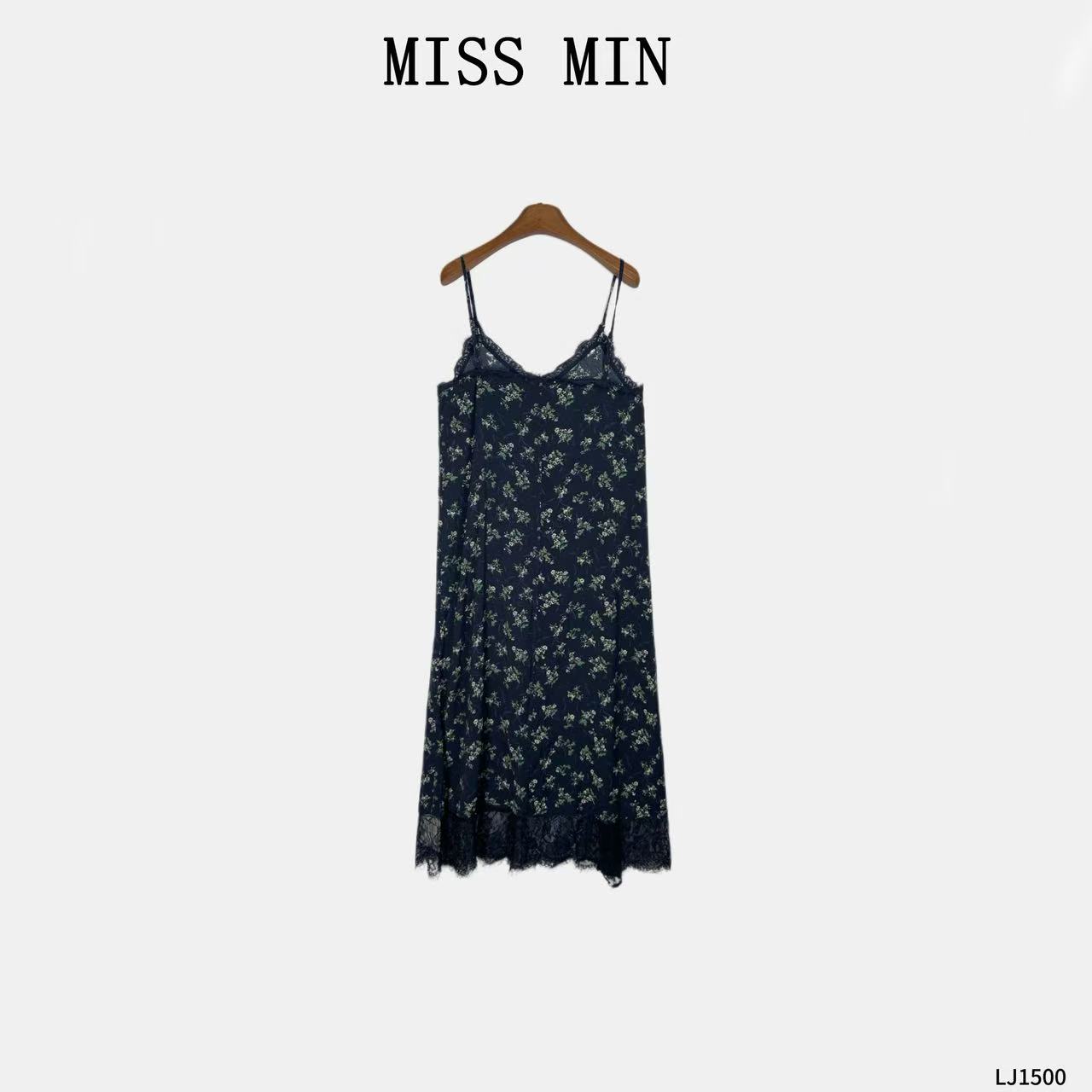 MISS MIN 【花语】韩系拼接蕾丝碎花洋气衣服女显瘦连衣裙 LJ1500