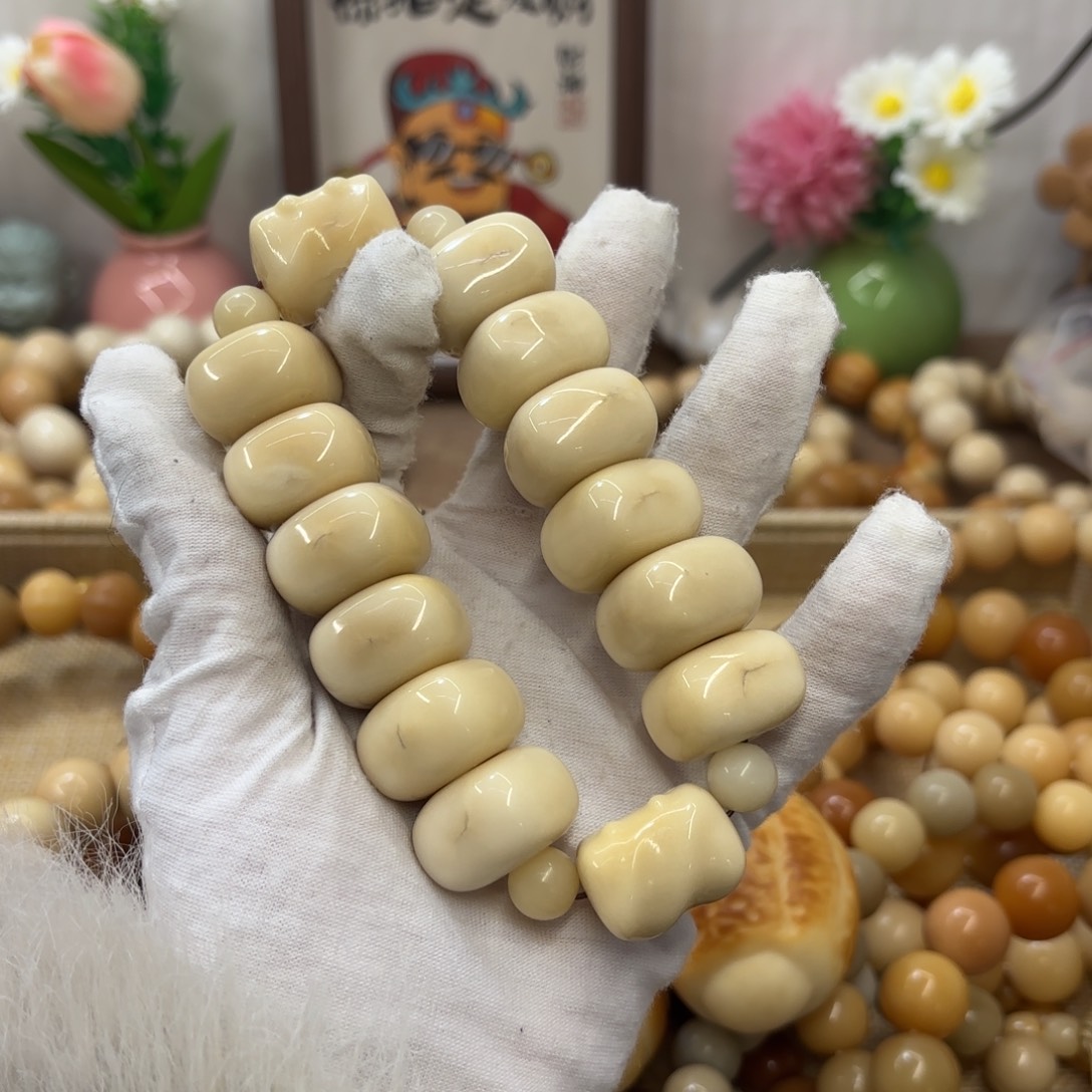 吊坠菩提根/象牙果牙果瑕疵机抛978