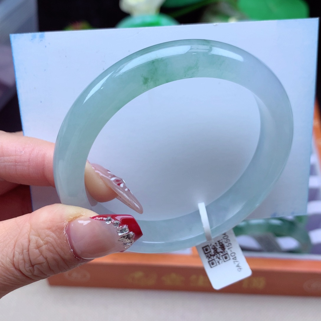 翡翠手镯未镶嵌缅甸翡翠手镯