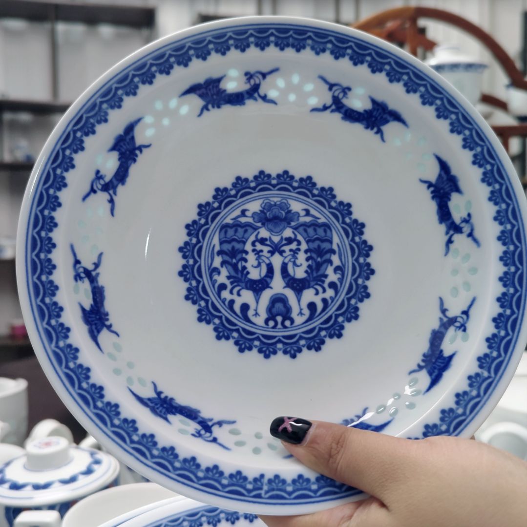 陶瓷孔雀8寸折边窝盘两只装