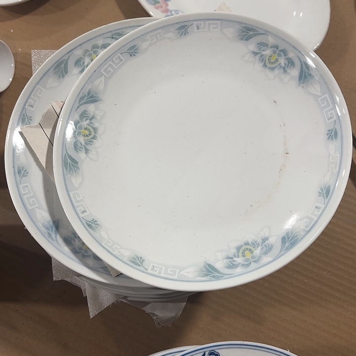 陶20公分，请窝盘进窝盘窝旁两个