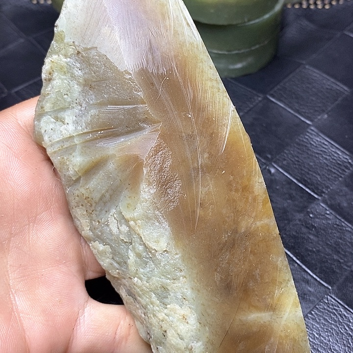 和田玉毛料未镶嵌